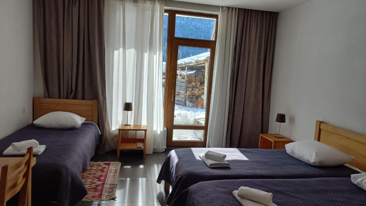 מסטיה Bapsha Guesthouse מראה חיצוני תמונה