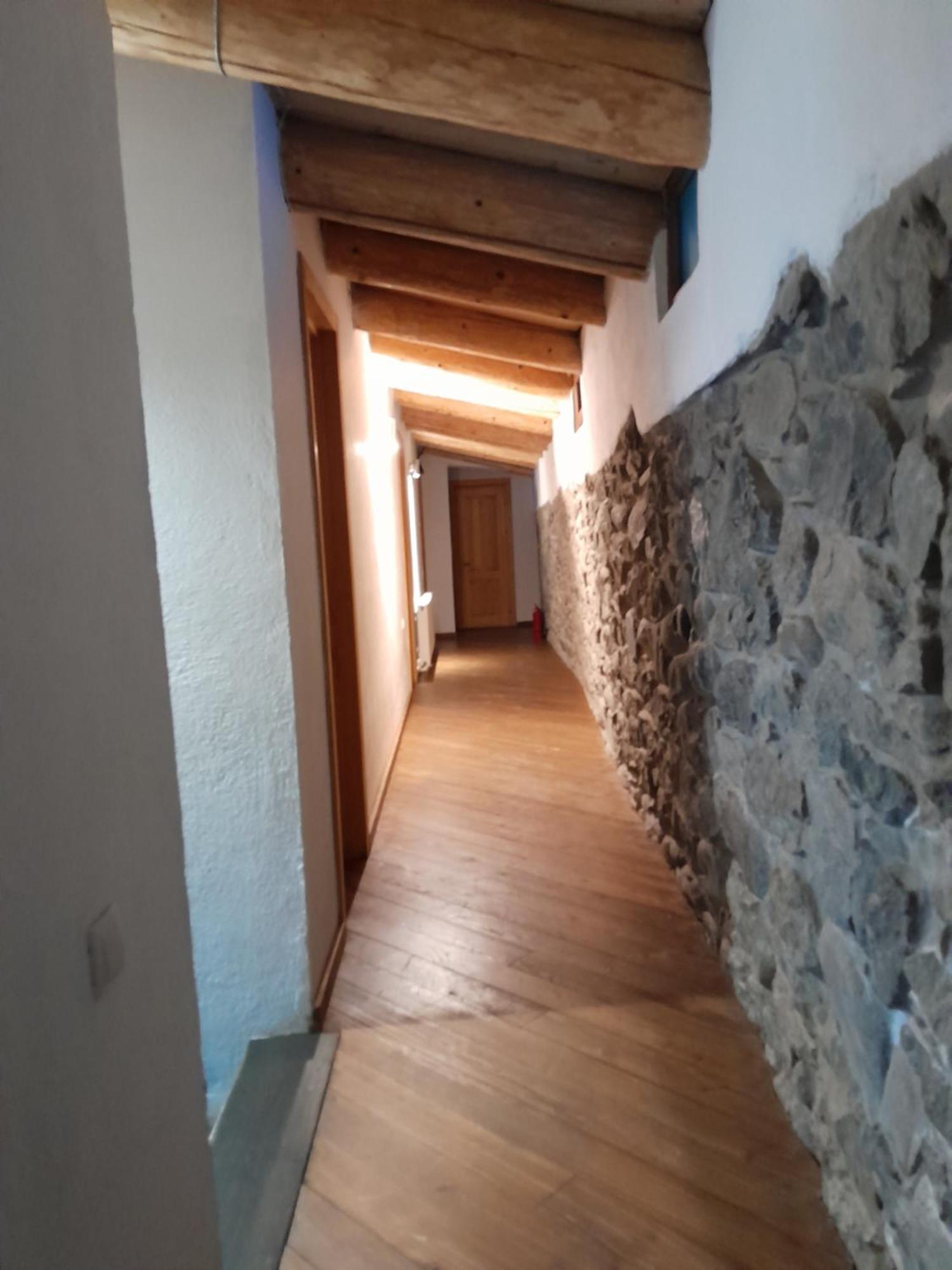 מסטיה Bapsha Guesthouse מראה חיצוני תמונה