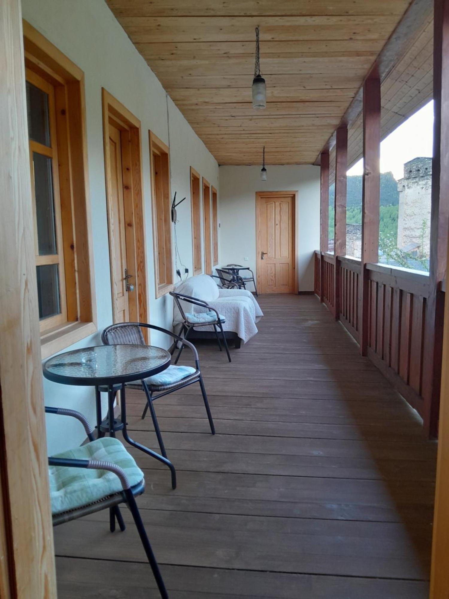 מסטיה Bapsha Guesthouse מראה חיצוני תמונה