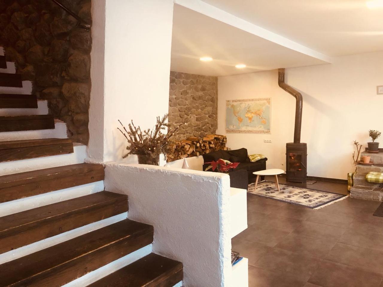 מסטיה Bapsha Guesthouse מראה חיצוני תמונה