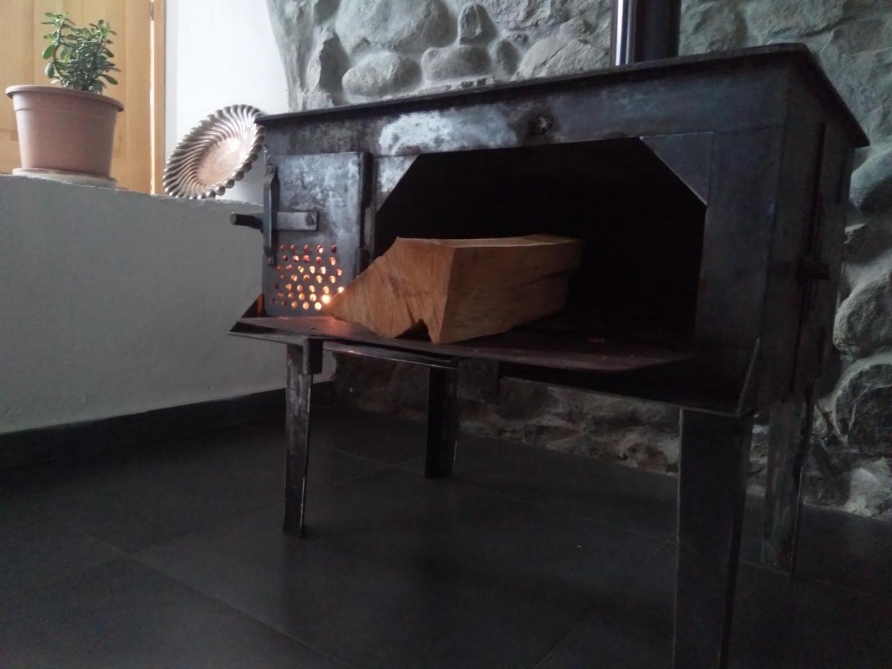 מסטיה Bapsha Guesthouse מראה חיצוני תמונה
